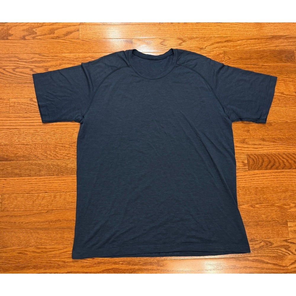 Lululemon Metal Vent Tech Shirt Mens 2XL Blue Athletic Gym Training Workout